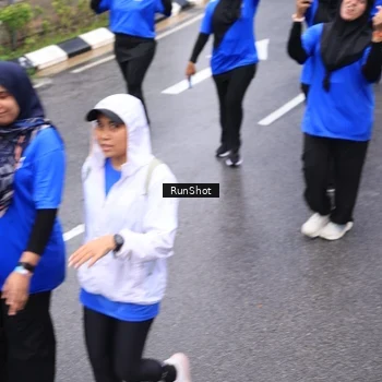 Runner Photo 7953763