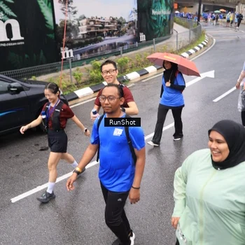 Runner Photo 7953767