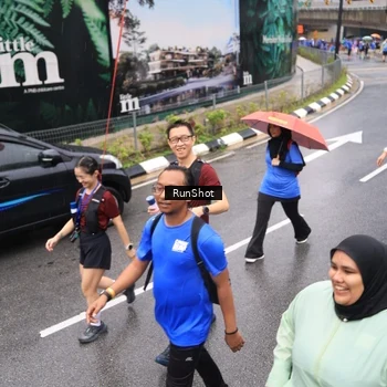 Runner Photo 7953768