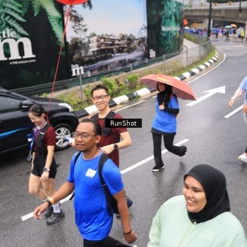 Runner Photo 7953770