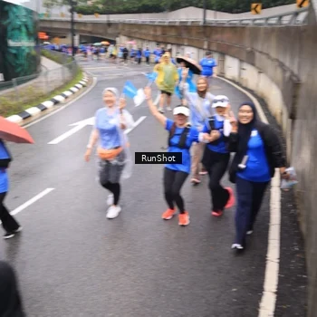 Runner Photo 7953771