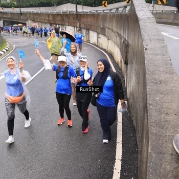 Runner Photo 7953777