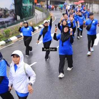Runner Photo 7953785