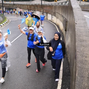 Runner Photo 7953786