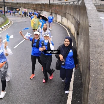 Runner Photo 7953787