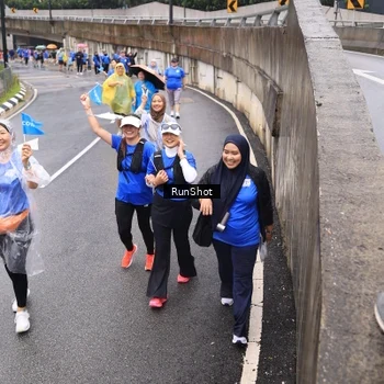 Runner Photo 7953789