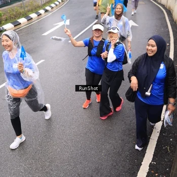 Runner Photo 7953795