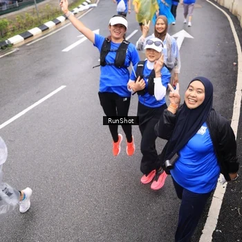 Runner Photo 7953801
