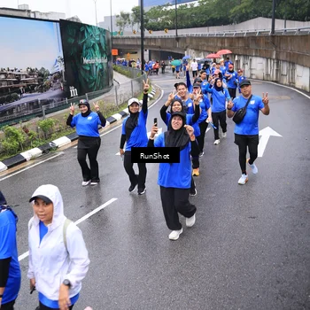 Runner Photo 7953822