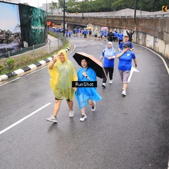 Runner Photo 7953851