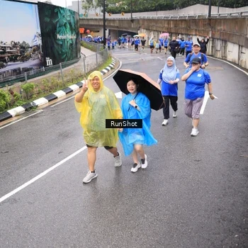 Runner Photo 7953853