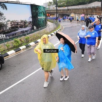 Runner Photo 7953858