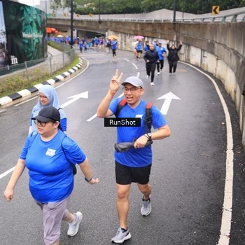 Runner Photo 7953881