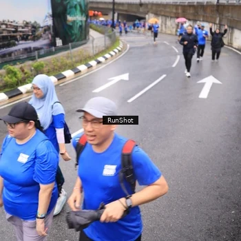 Runner Photo 7953890