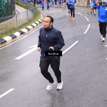 Runner Photo 7953898