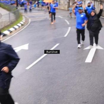 Runner Photo 7953902