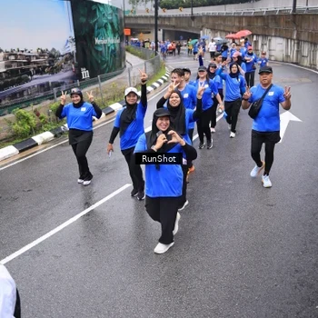 Runner Photo 7953904