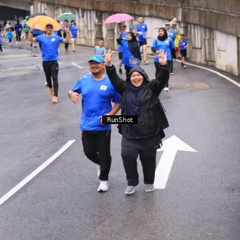 Runner Photo 7953916