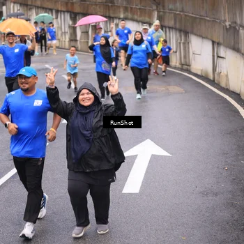 Runner Photo 7953922