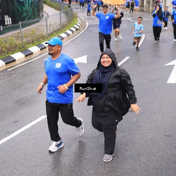 Runner Photo 7953936