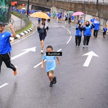 Runner Photo 7953952