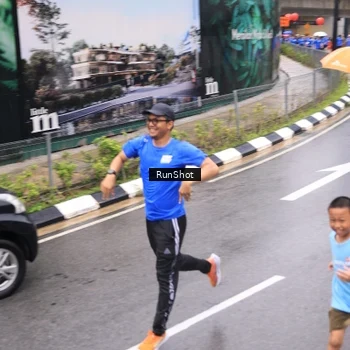 Runner Photo 7953963