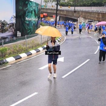 Runner Photo 7953967