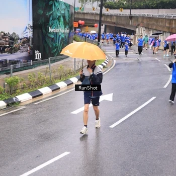Runner Photo 7953968
