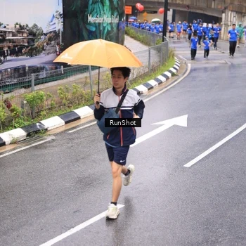 Runner Photo 7953974