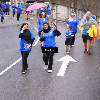 Runner Photo 7953991