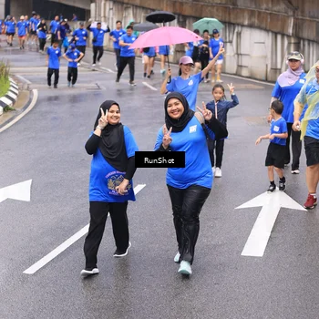Runner Photo 7953992