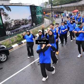 Runner Photo 7953996
