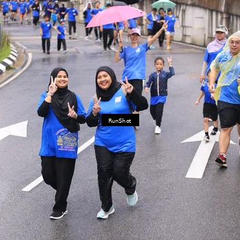 Runner Photo 7954001