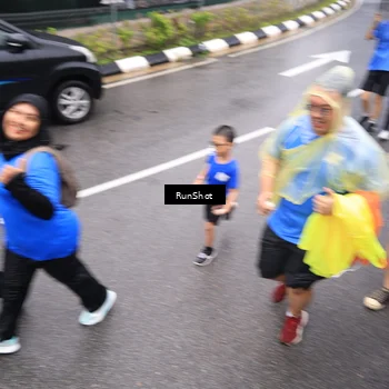 Runner Photo 7954037
