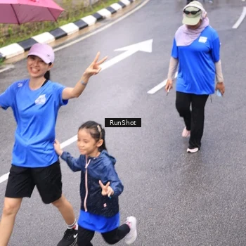 Runner Photo 7954062