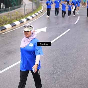 Runner Photo 7954075
