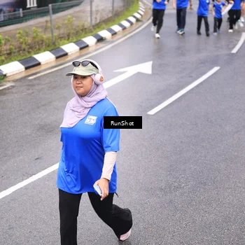 Runner Photo 7954077