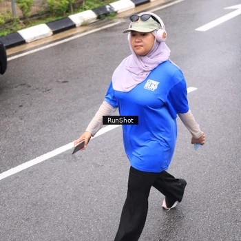 Runner Photo 7954086