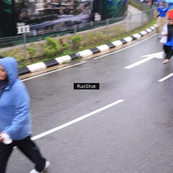 Runner Photo 7954121