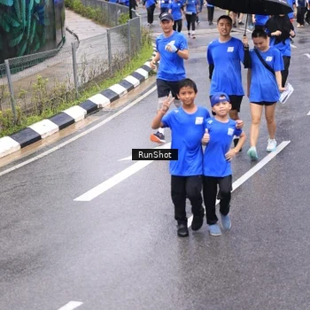 Runner Photo 7954133