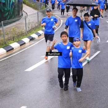 Runner Photo 7954140