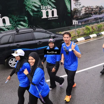 Runner Photo 7954145