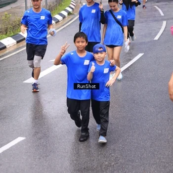 Runner Photo 7954148