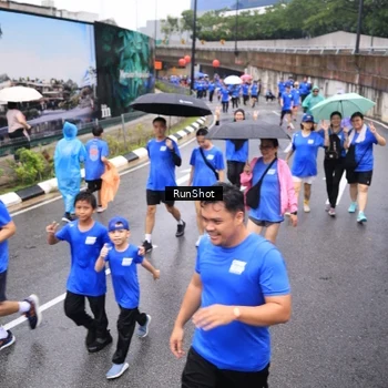 Runner Photo 7954170