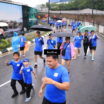 Runner Photo 7954171