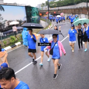 Runner Photo 7954177