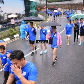 Runner Photo 7954179