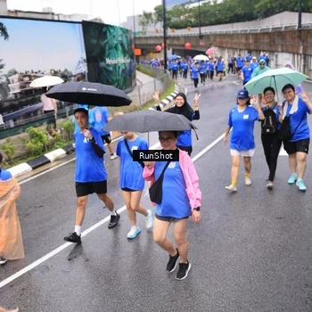 Runner Photo 7954181