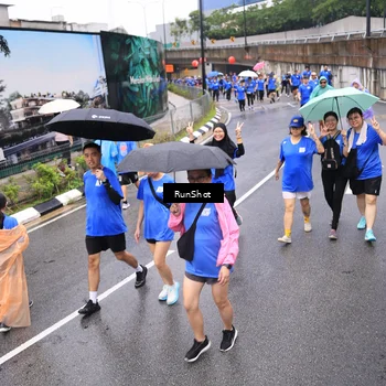 Runner Photo 7954183