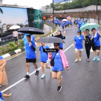 Runner Photo 7954184